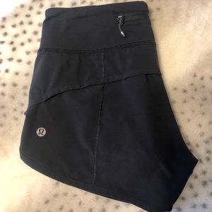 Black lululemon Speed Up Short 2.5”
